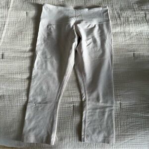 Lululemon crop legging beige/white small check